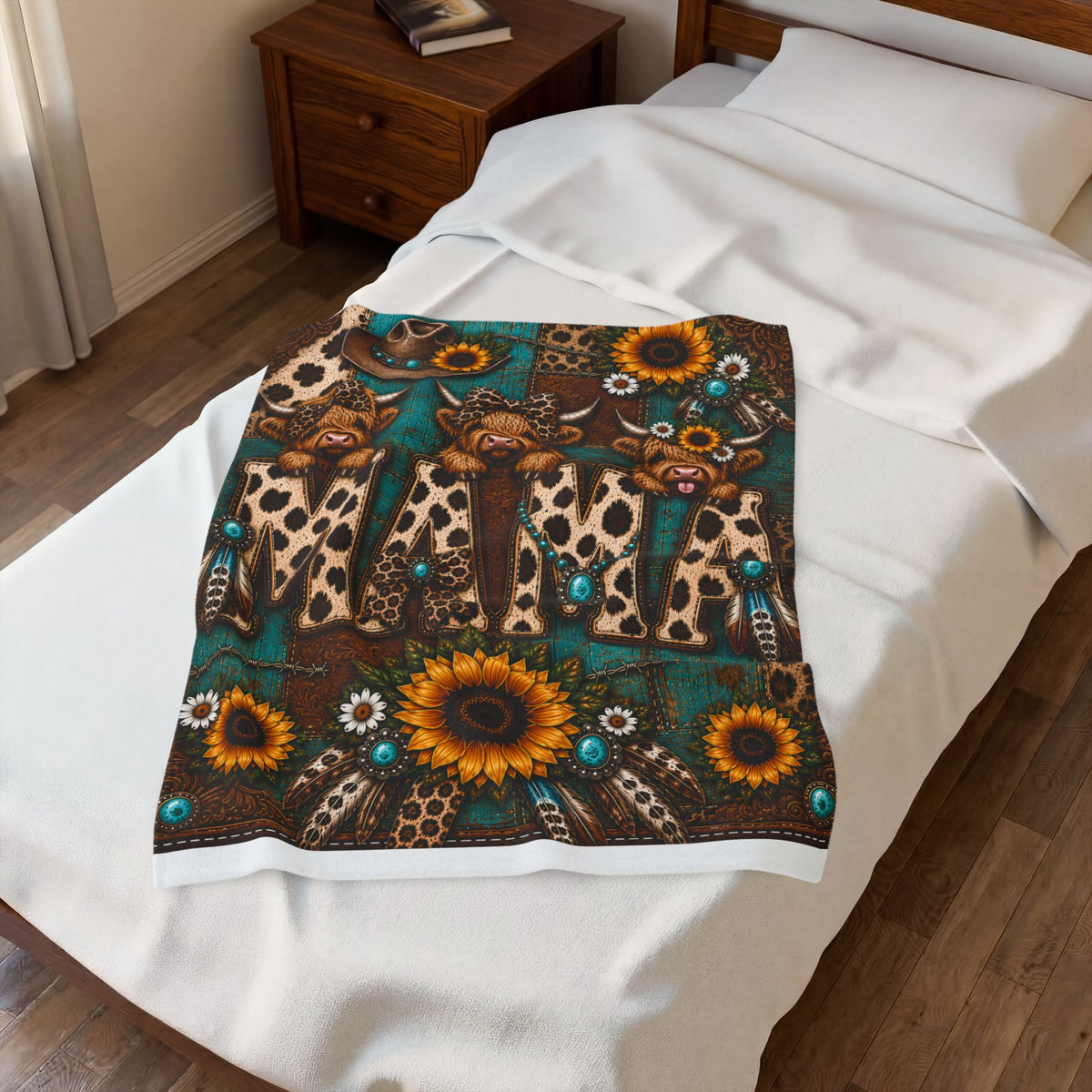MAMA Highland Cow | Cozy Fleece Blanket