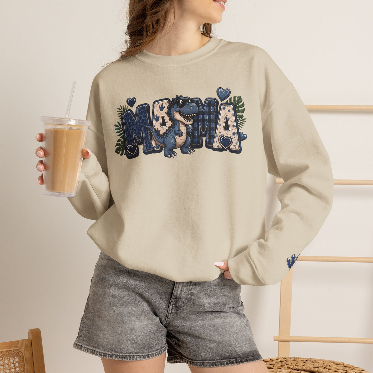 MAMA Crewneck Sweatshirt (personalized) BOY DINO - BECKETT