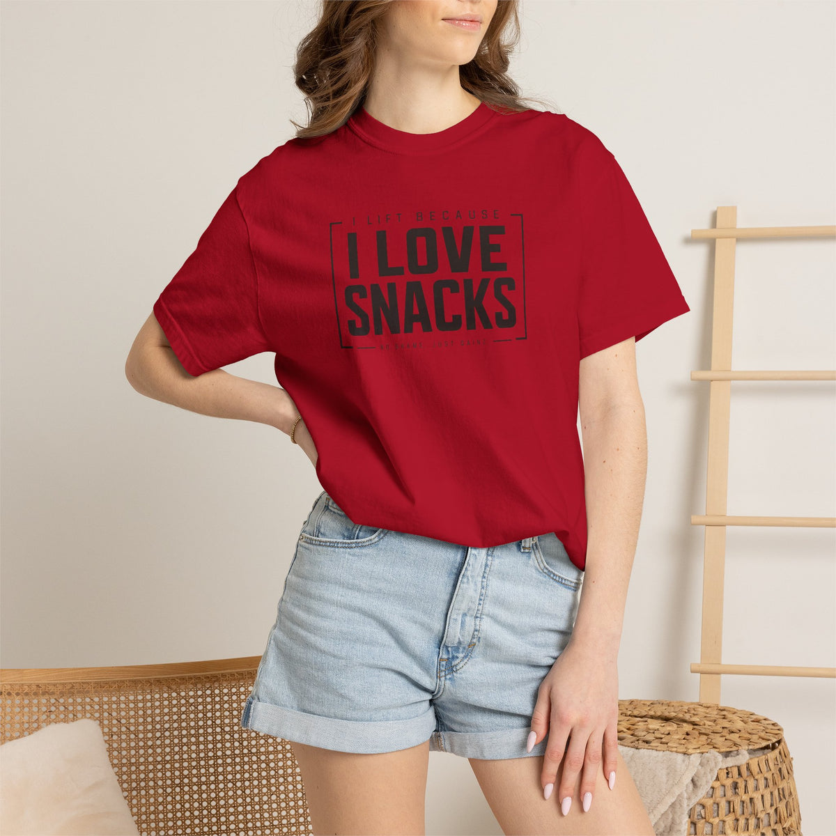 I Lift Because I Love Snacks TShirt
