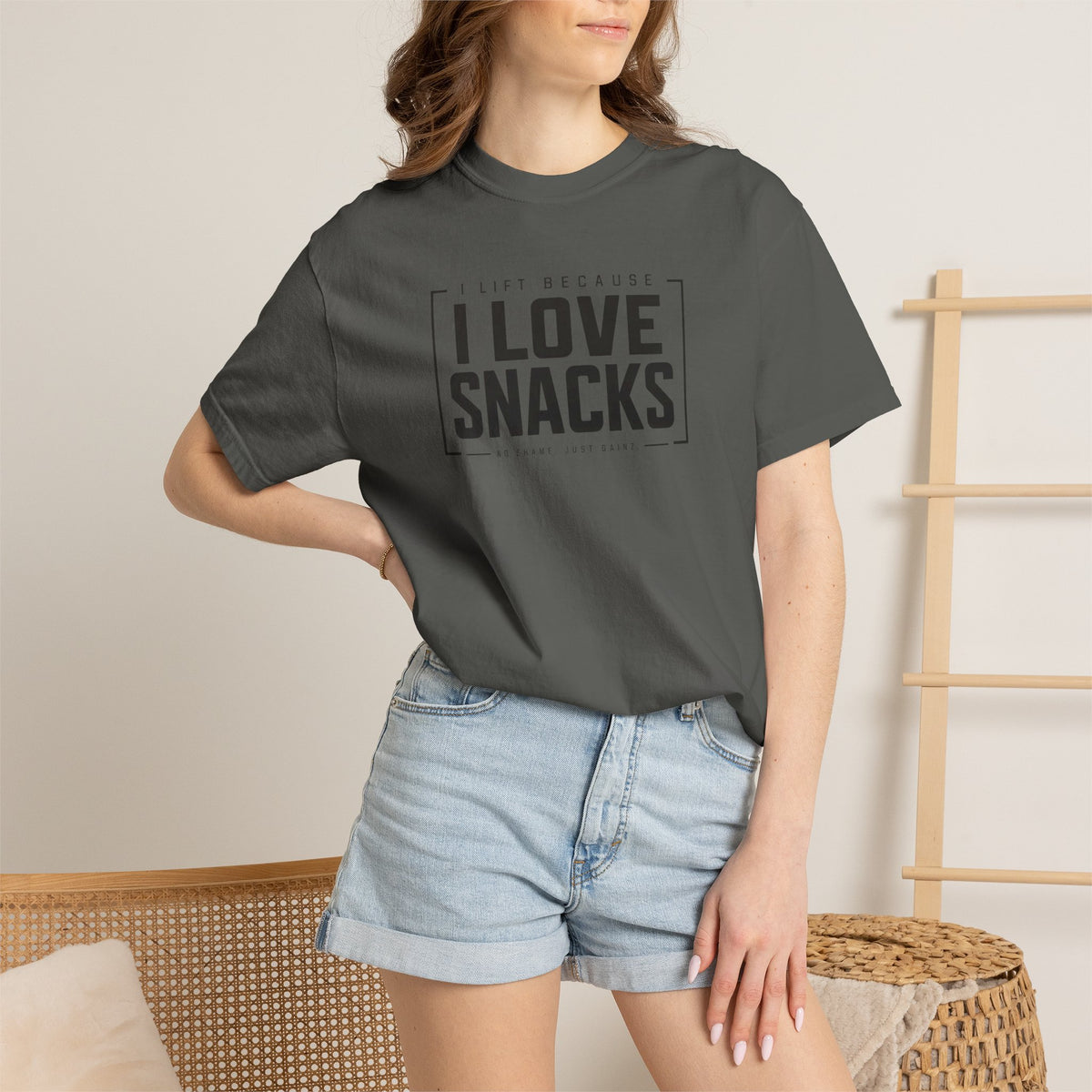I Lift Because I Love Snacks TShirt