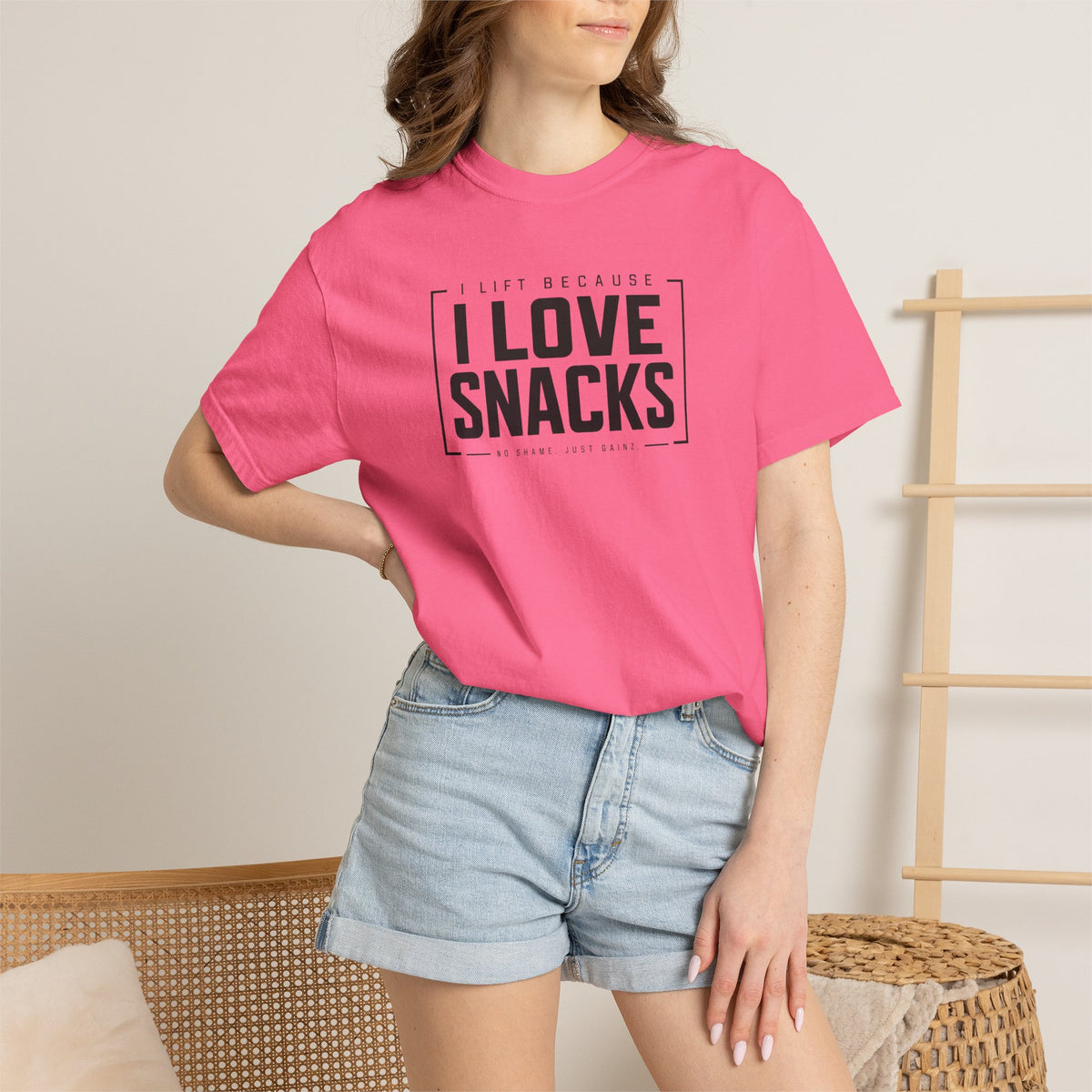 I Lift Because I Love Snacks TShirt